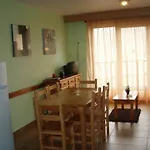 Lcb Apartaments Pie De Pistas